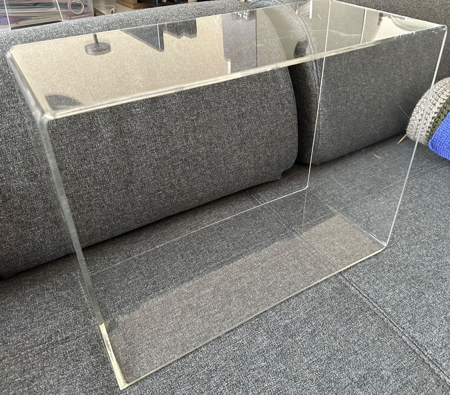 Scaffali: 🟢 présentoir acrylique / Acryl Plexiglas Display / – Usato da Fribourg venduto da Meta26