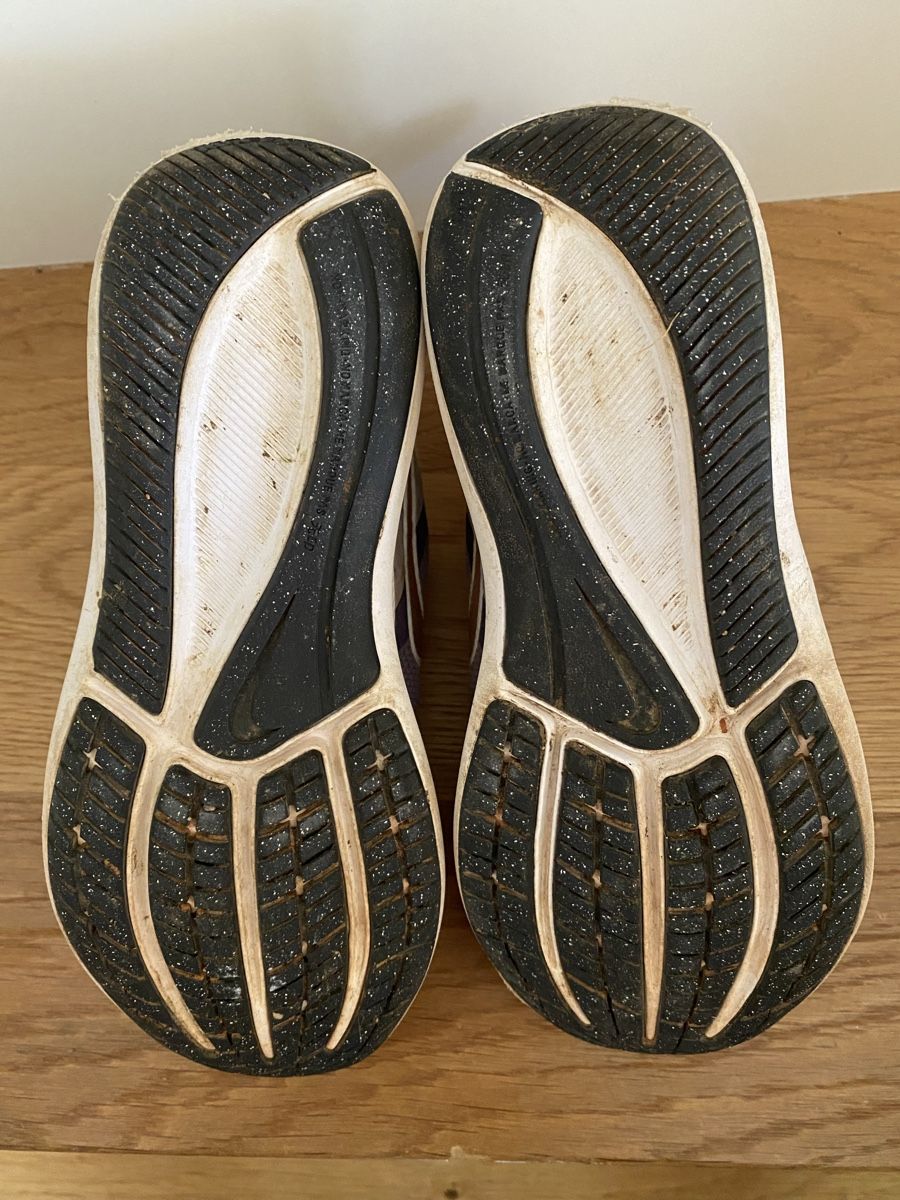 Nike Scarpe per ragazze: Nike Turnschuhe - Gr. 31 – Usato da Frenkendorf venduto da Kompasskind 4