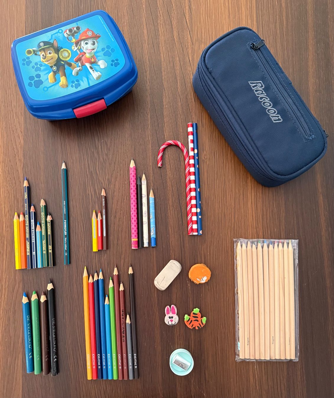 Crayons, crayons de couleur & craies: Farbstifte + Etui + Znünibox – D'occasion à Luzern par isa_27cg