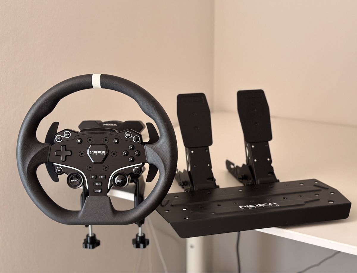 Moza Racing Manettes: Moza R3 Full Set Simracing + Free shipping – D'occasion à Viganello par TechDealer