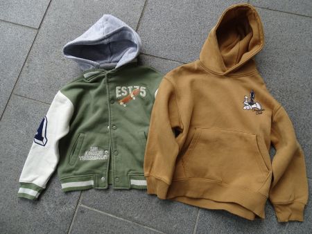 2er Set: Coole  Jacke und Hoodie von Zara, Gr. 130 cm