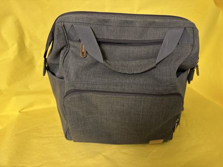 Lässig Wickeltasche, neuwertig, viel Stauraum, Top Zustand