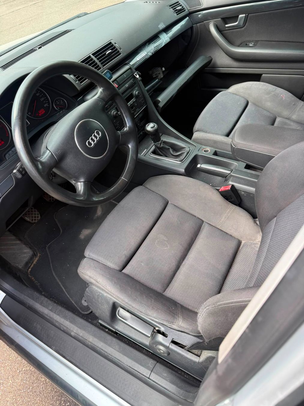 Audi Automobili: Audi A4 quattro Diesel – Usato da Weinfelden venduto da Mahu6 4