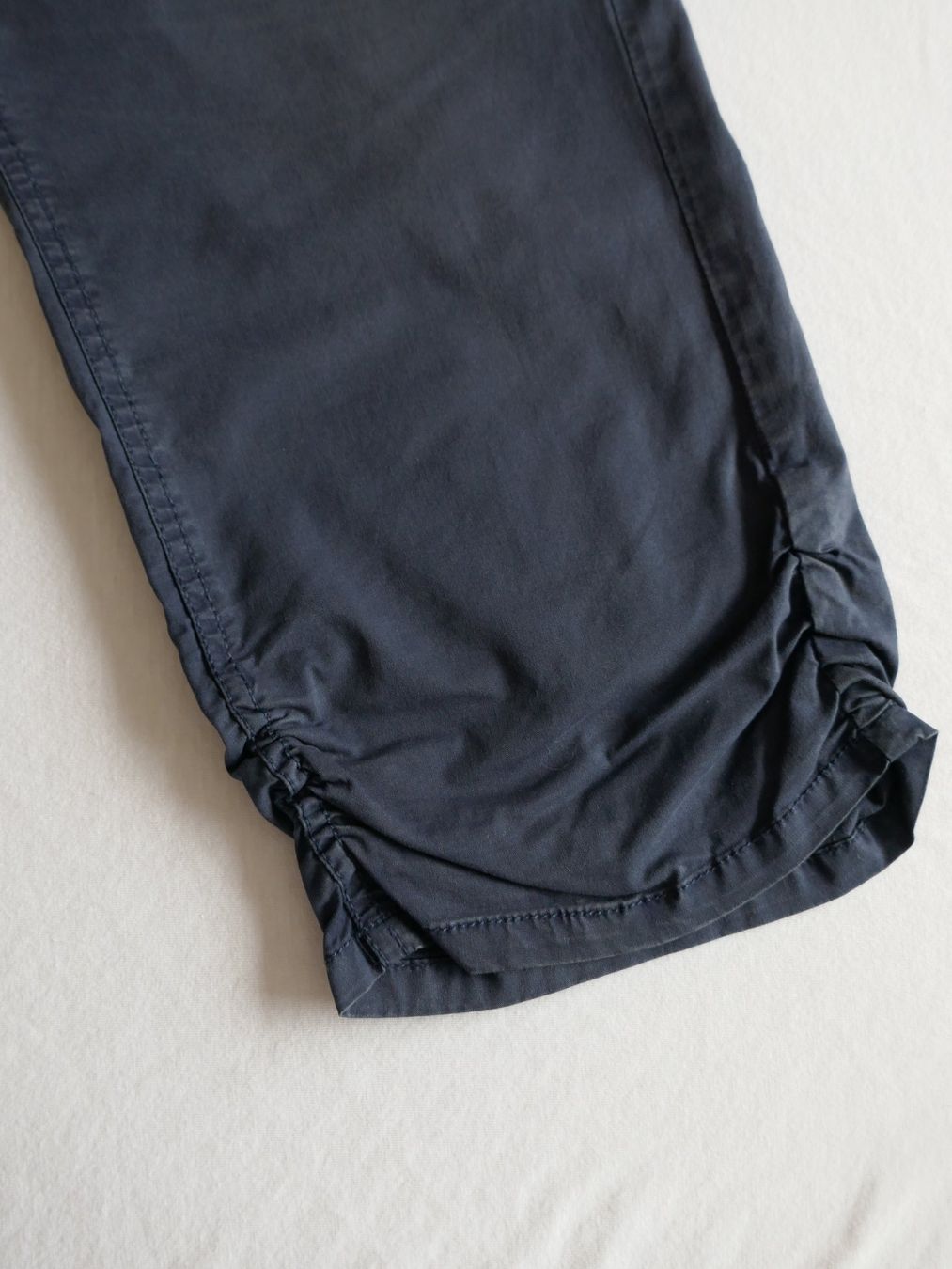 Tom Tailor Pantaloni: Tom Tailor Sommer Capri Hose - Dunkelblau – Usato da Volketswil venduto da Cobra22 3