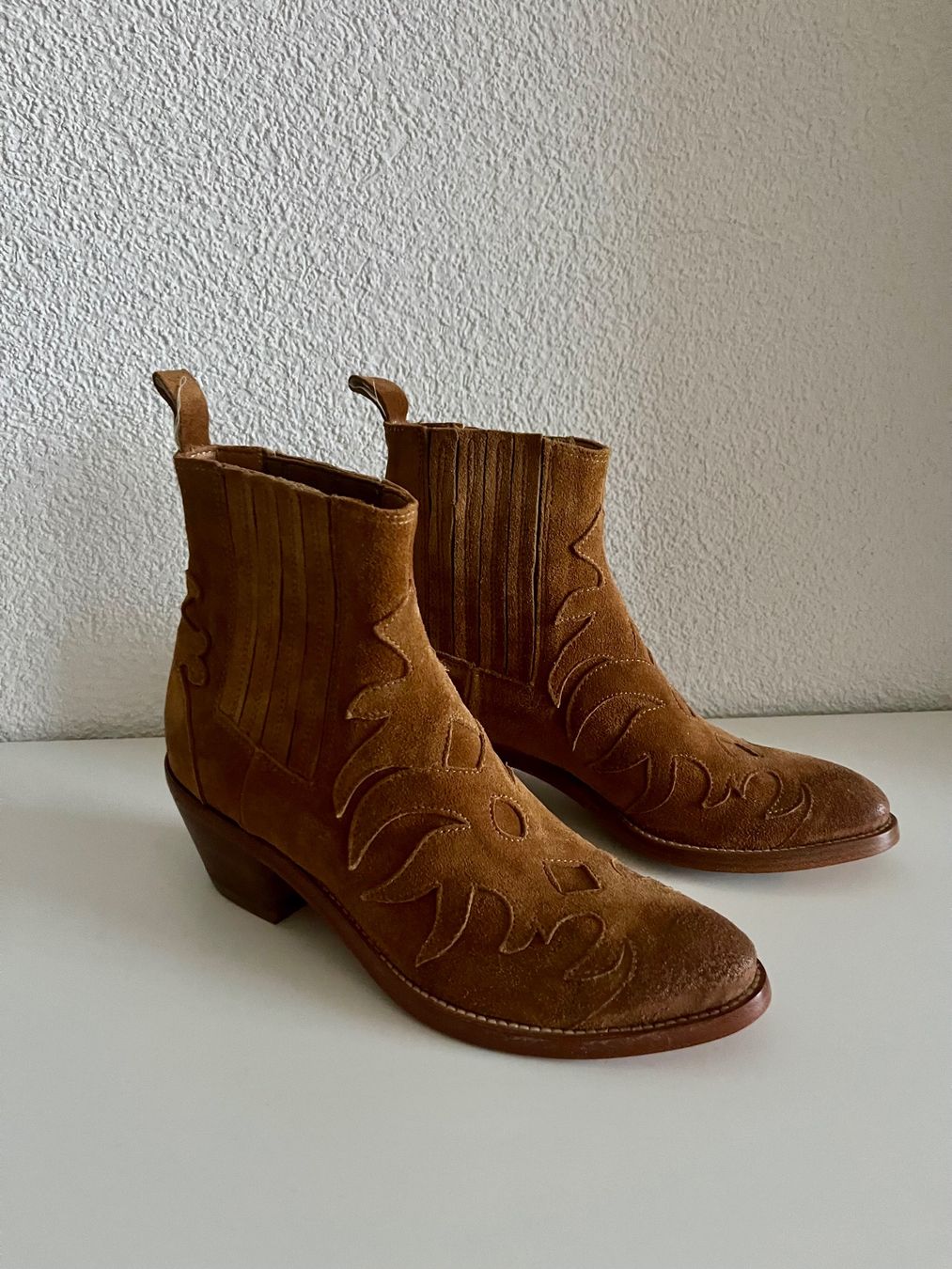 Scarpe da donna: Braune Wildleder Western Boots, Grösse 36 – Usato da Frauenfeld venduto da heyLani 5
