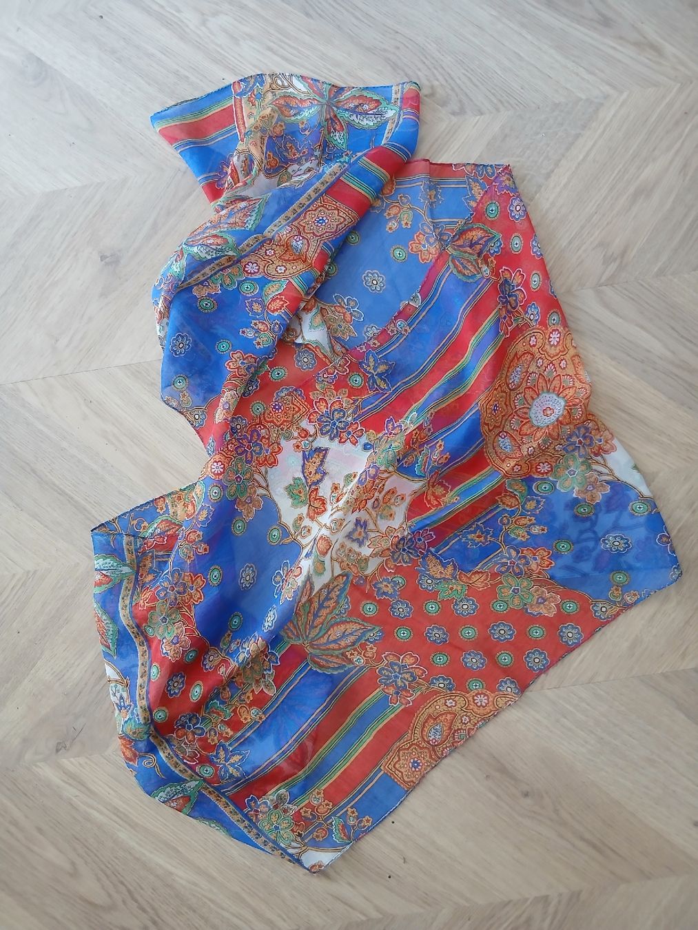 Foulards, Tücher & Schals: Fabiani Vintage scarf silk blue red – Neu (gemäss Beschreibung) aus Wil SG von tre_g2l7 2