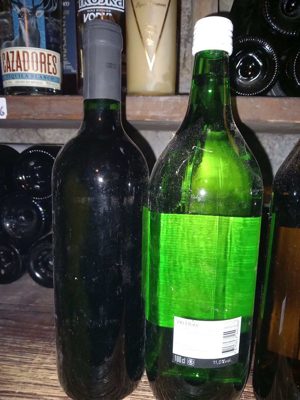 Wein: Lot de 4 bouteilles de vins dont 2 ouvertes – Gebraucht aus Le locle von juliensaran 5