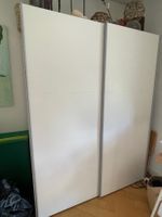 Kleiderschrank mit Schiebetüren von Micasa