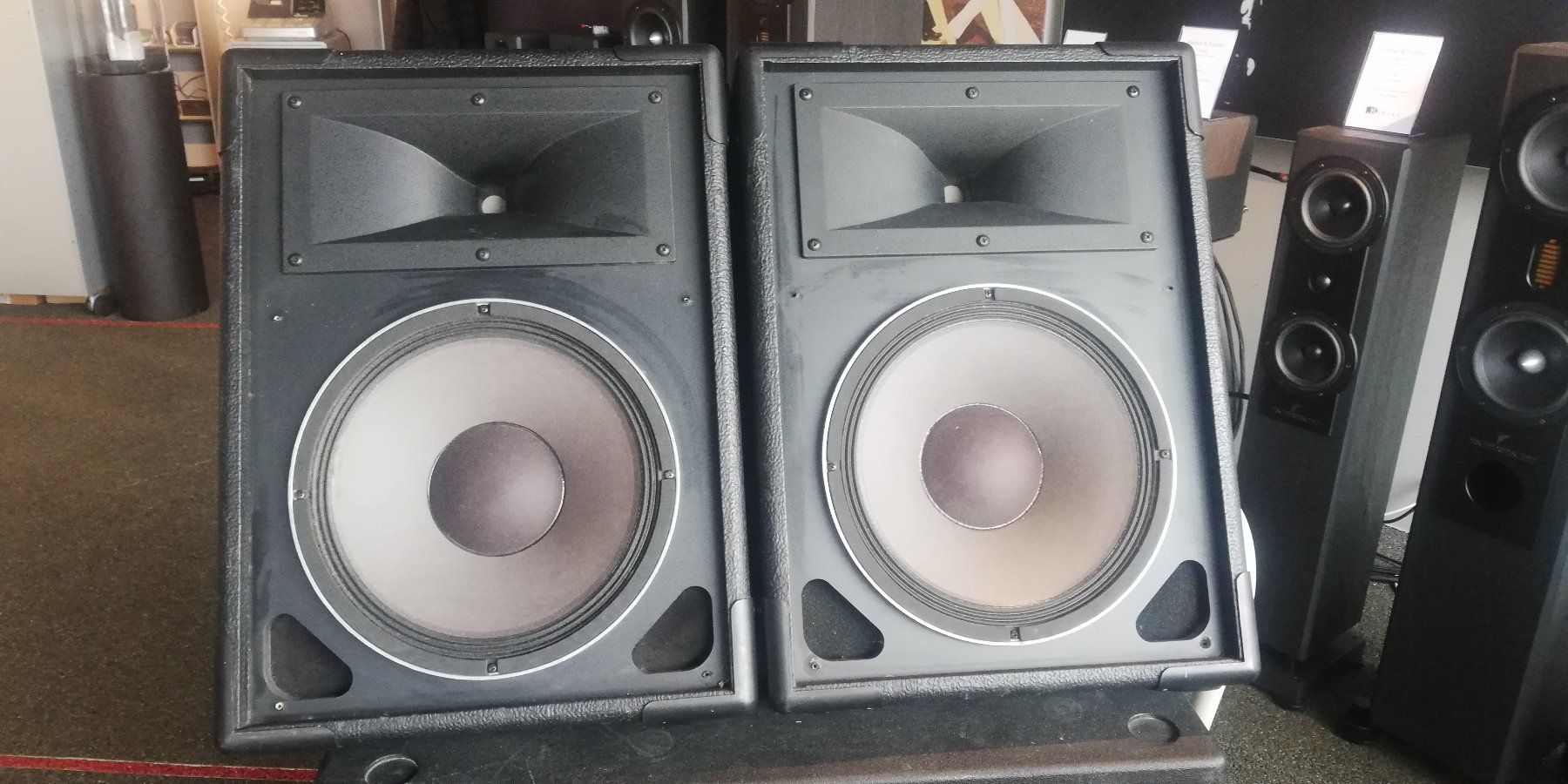 JBL Lautsprecher: JBL MR902 – Gebraucht aus Bern von Buybest24 1