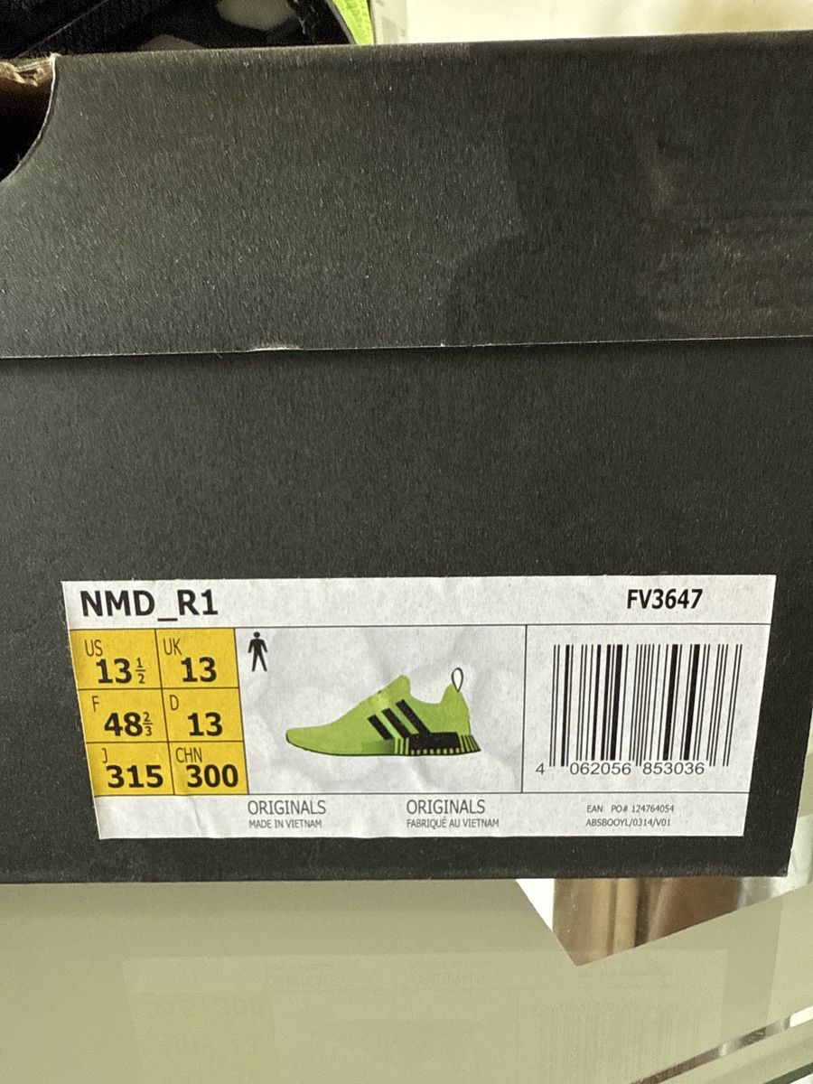Adidas Scarpe da uomo: Adidas NMD_R1 Grösse 48 2/3 – Nuovo (secondo la descrizione) da Winterthur venduto da Apple_verkauf 2
