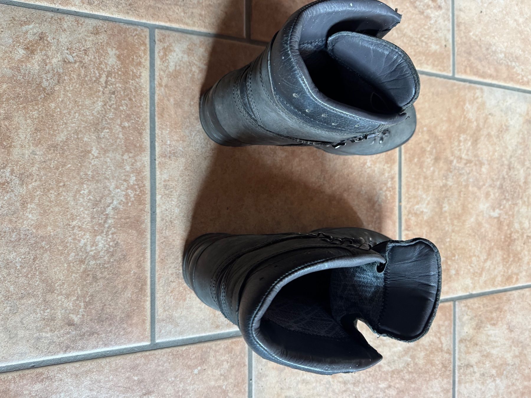 Chaussures hommes: Meindl 260M M2 Wanderschuh – D'occasion à Hasliberg Hohfluh par dio_vd7f 1