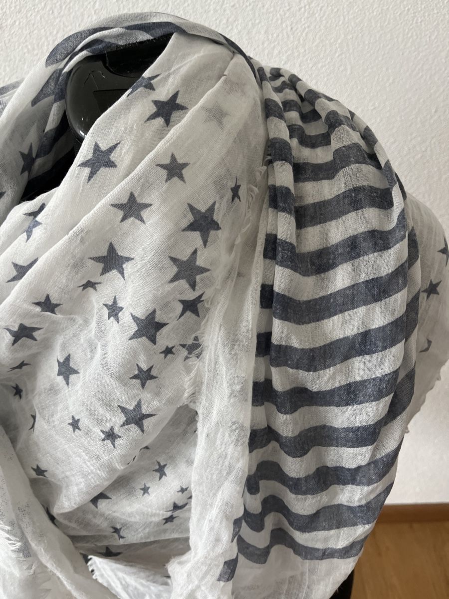 Foulard & Sciarpe: Schal mit Sternen und Streifen Muster – Nuovo (secondo la descrizione) da Buchs SG venduto da Vrenilein 1