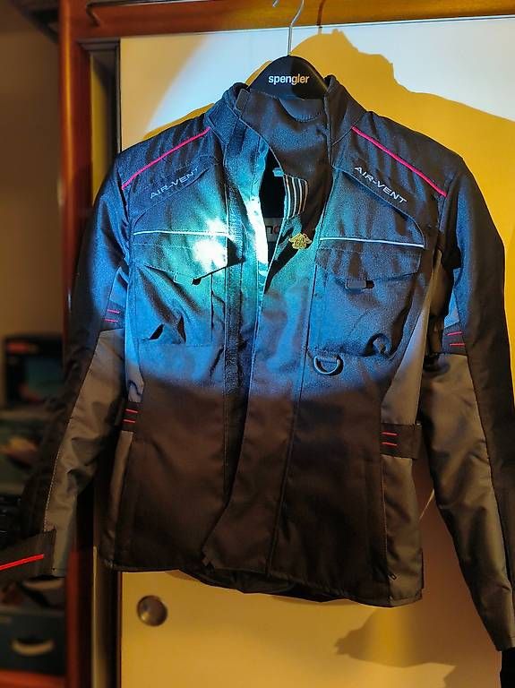 Jacken: selten getragen Wintermotorradjacke – Gebraucht aus Balsthal von 3533caroline