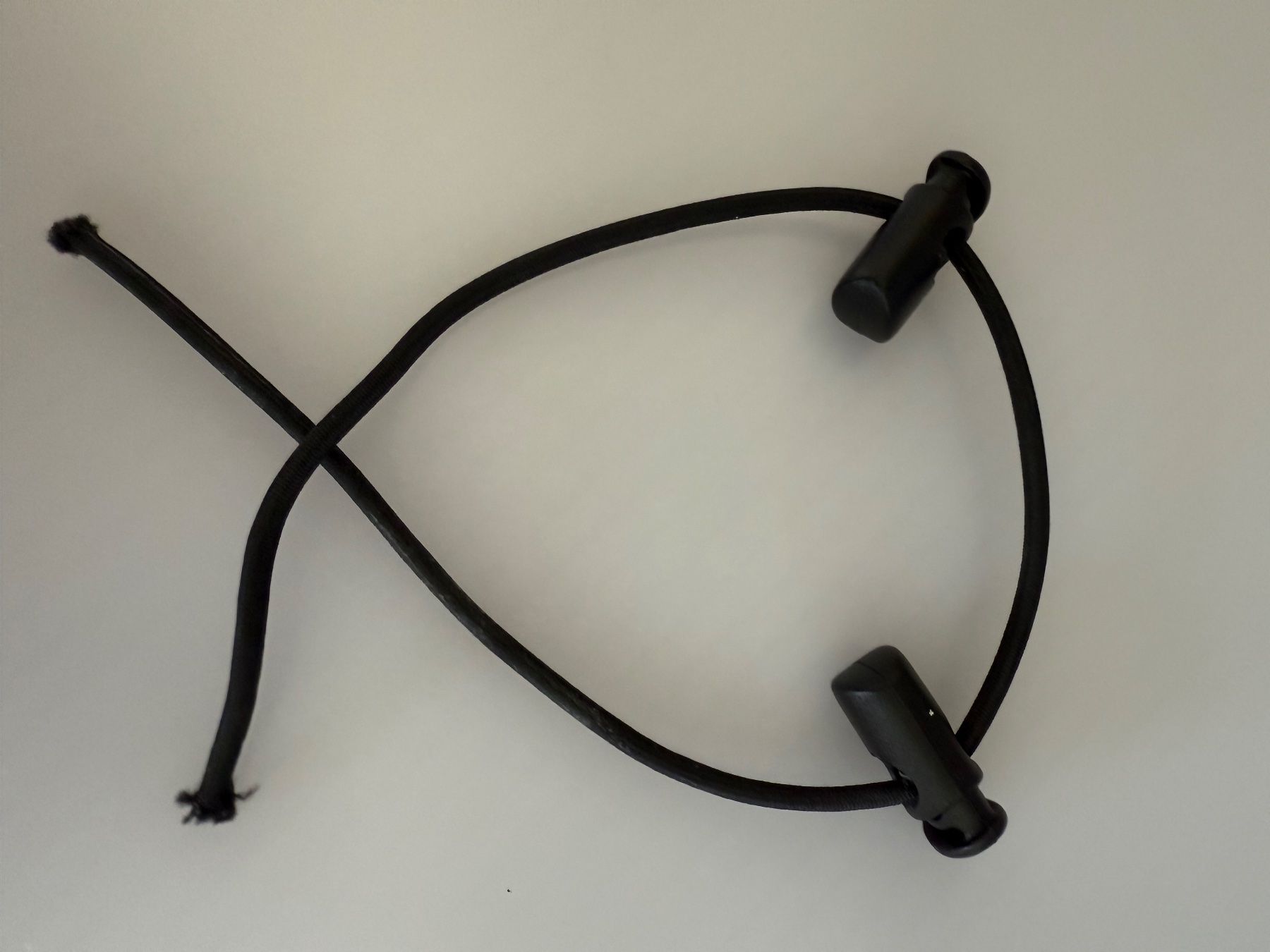 Seile: 2 Kordeln für Gummiband oder Seil in Schwarz ! – Gebraucht aus Chur von Hermes421