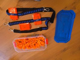 1X 200-Darts-Nachfüllbox + 2 Schultergurte+3 Reload Clips