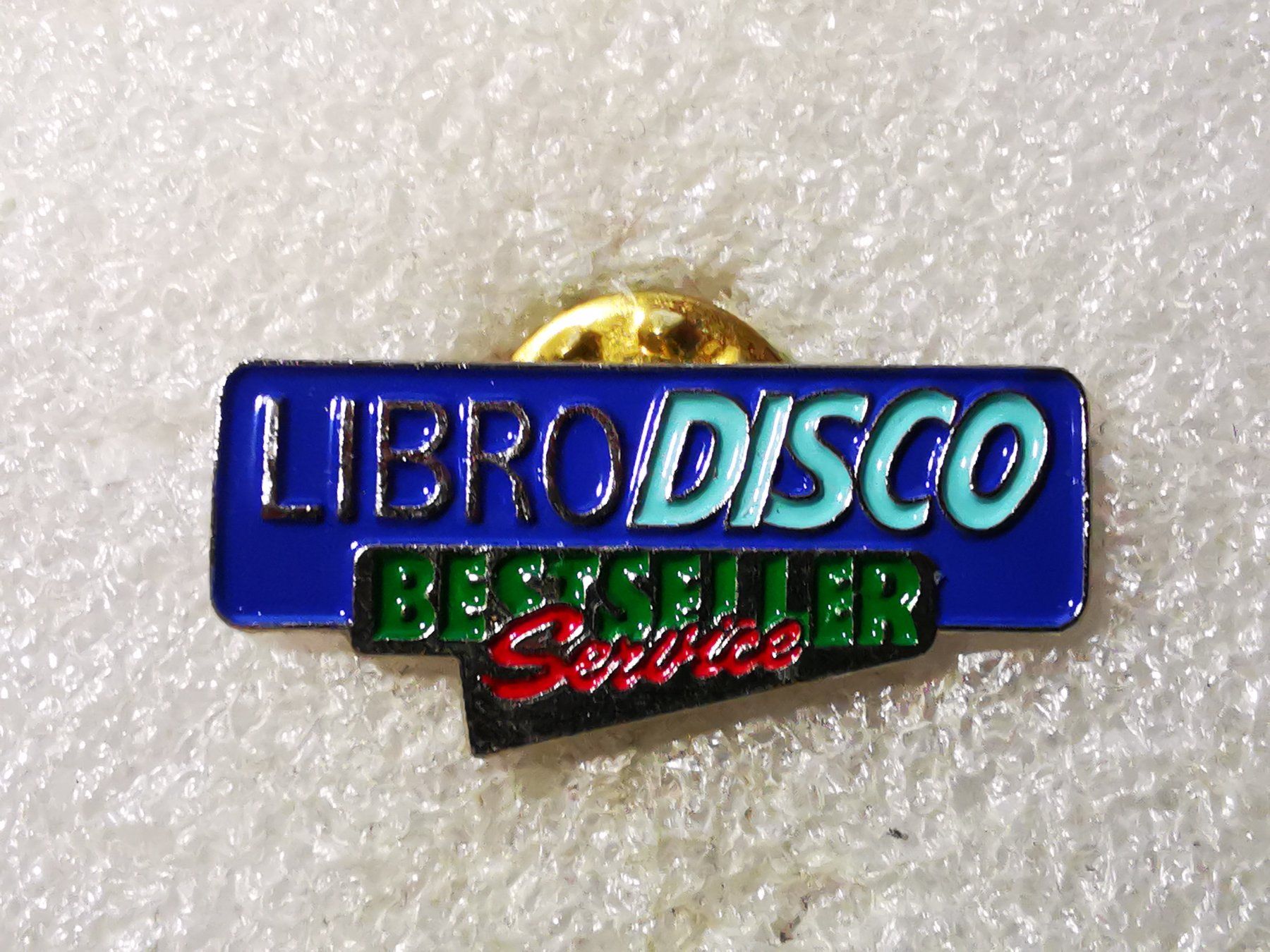 Placchette & Badge: Ansteckpin 56: Libro Disco – Usato da Oppligen venduto da Pin-Fall-Shop