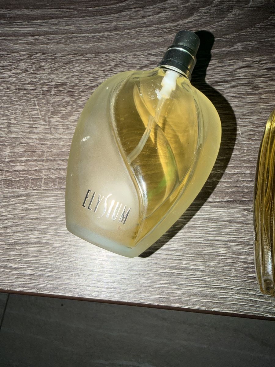 Parfums & Eau de Toilette: Vintage Parfum Sammlung – D'occasion à Ried-Brig par LordDigital 2