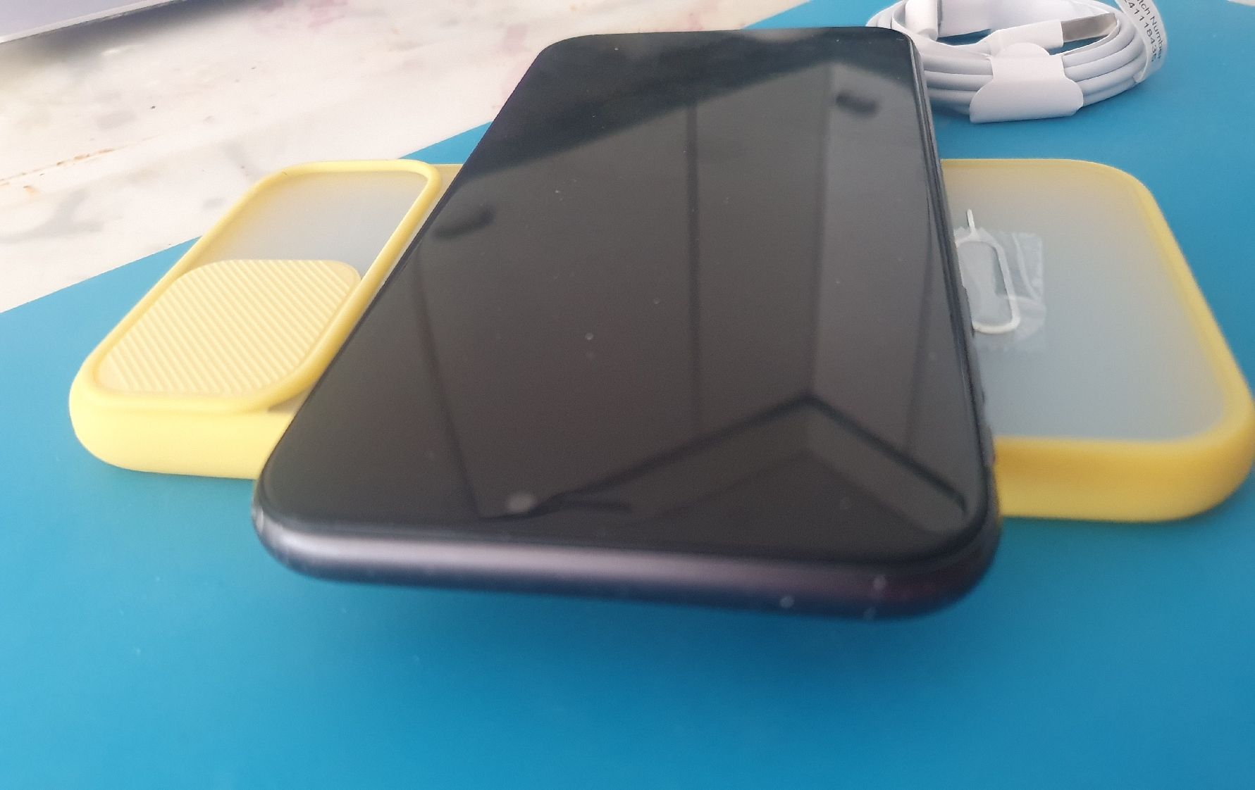 Apple Handys / Smartphones: iPhone 11 64 GB neuer Display + Zubehör  – Gebraucht aus Lützelflüh-Goldb von waespi99 8