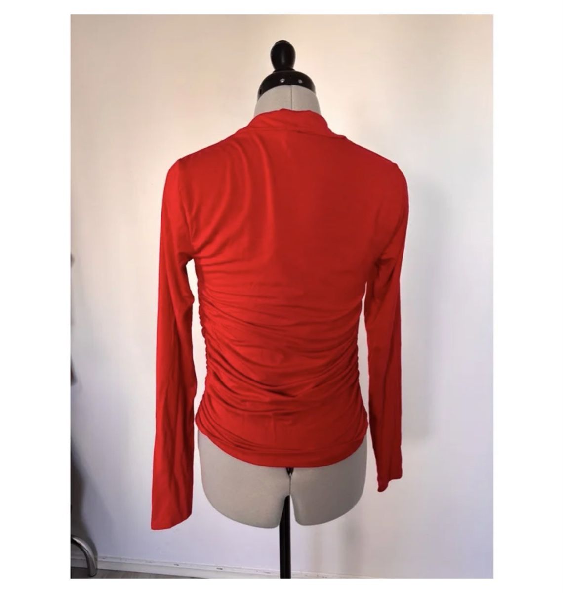 Reformation Tops: Reformation Oberteil rot  – D'occasion à burgdorf par meinsunddeins 3