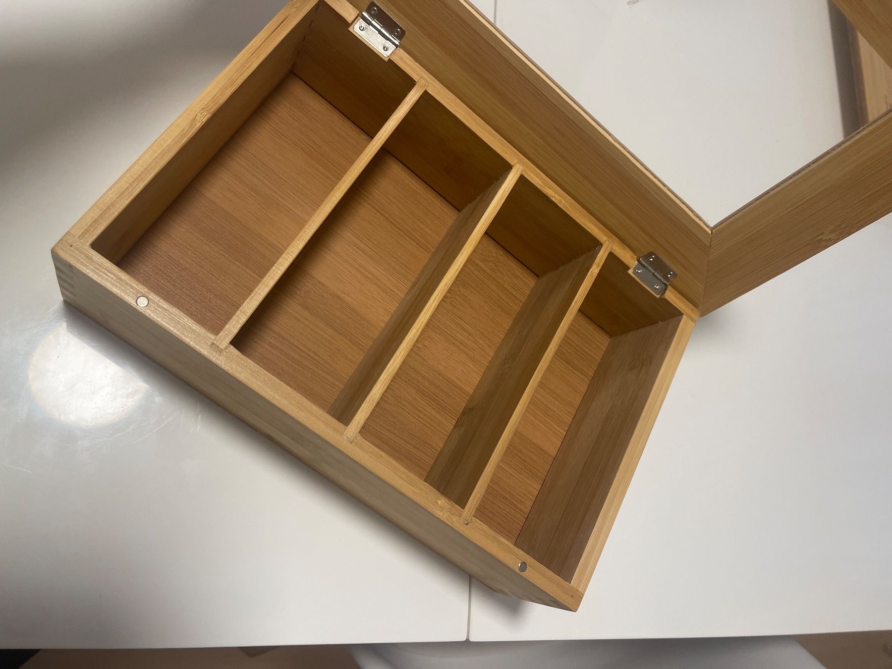 Autres articles pour la maison: Teebox – D'occasion à Emmenbrücke par Evan156 1