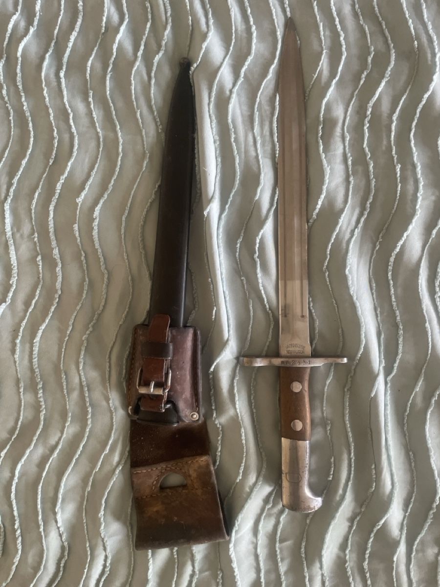 Schweizer Armee Stichwaffen: Baïonnette avec fourreau Marque WEYERSBERG Solingen – Gebraucht aus Meyrin von jul_km5p 1