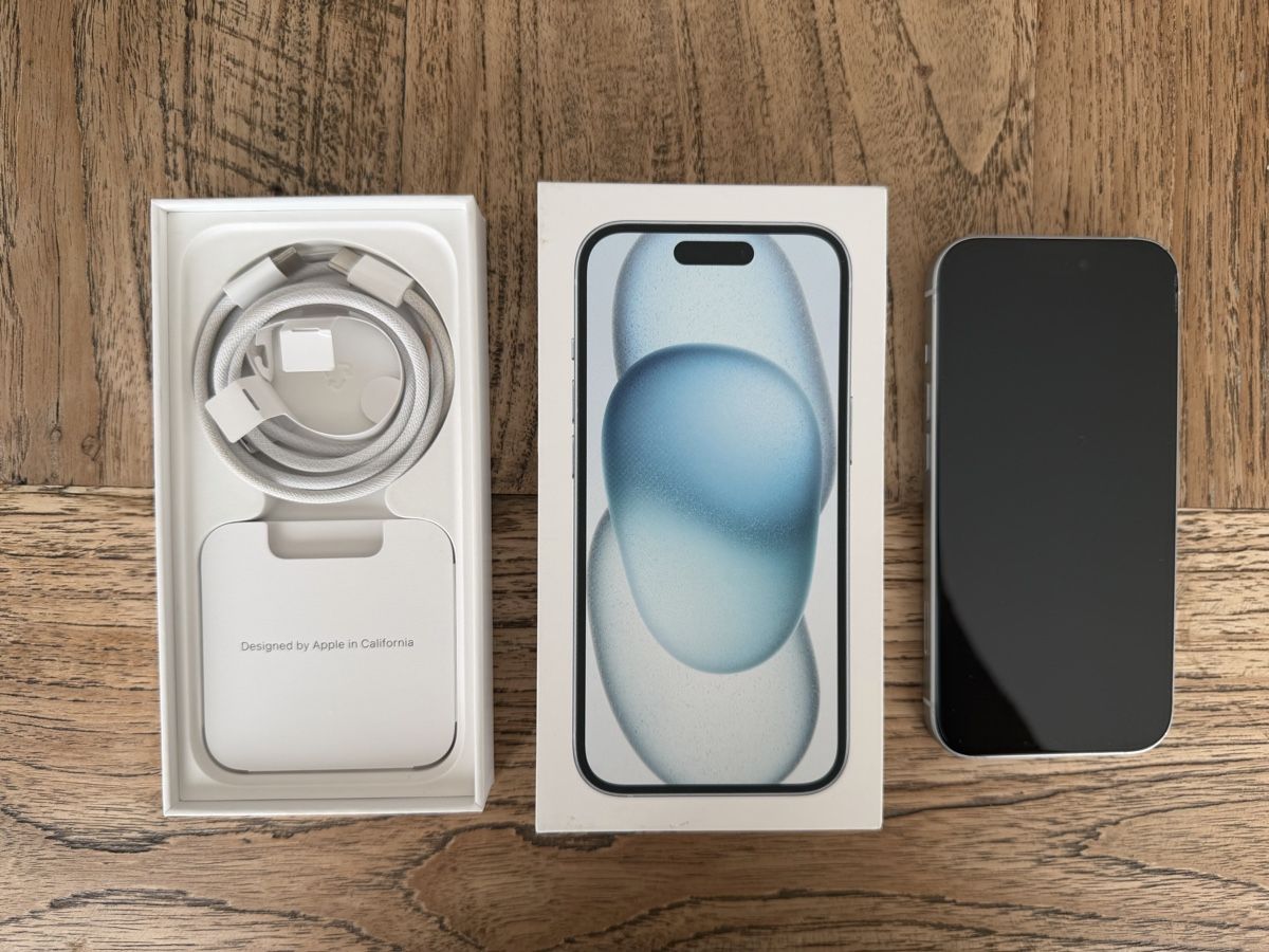 Apple Telefoni cellulari / Smartphones: Iphone 15 128Gb – Usato da Wermatswil venduto da Fmc 1