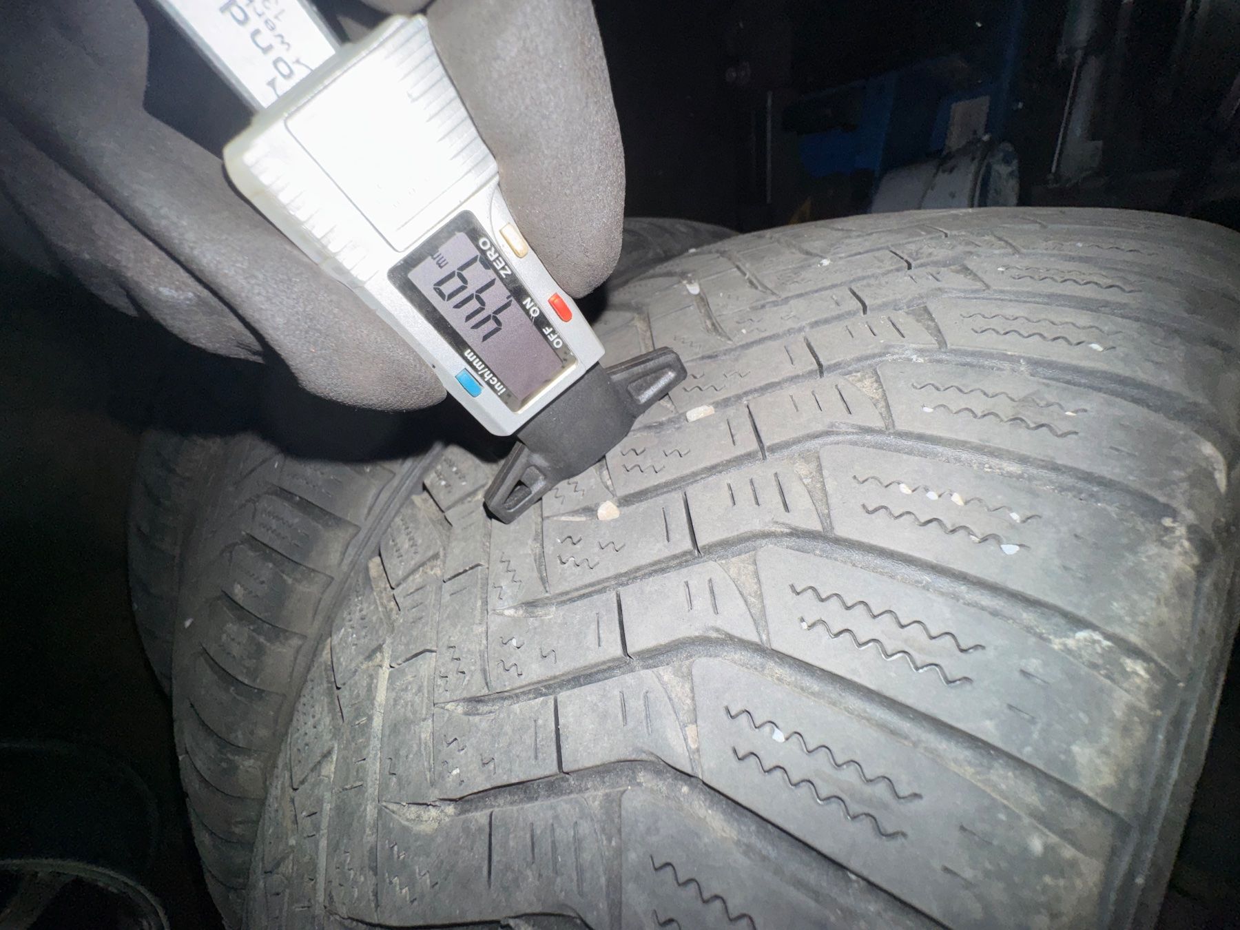 Pneus & Kompletträder: 205/55R16 – Gebraucht aus Widen von Dinero02 7