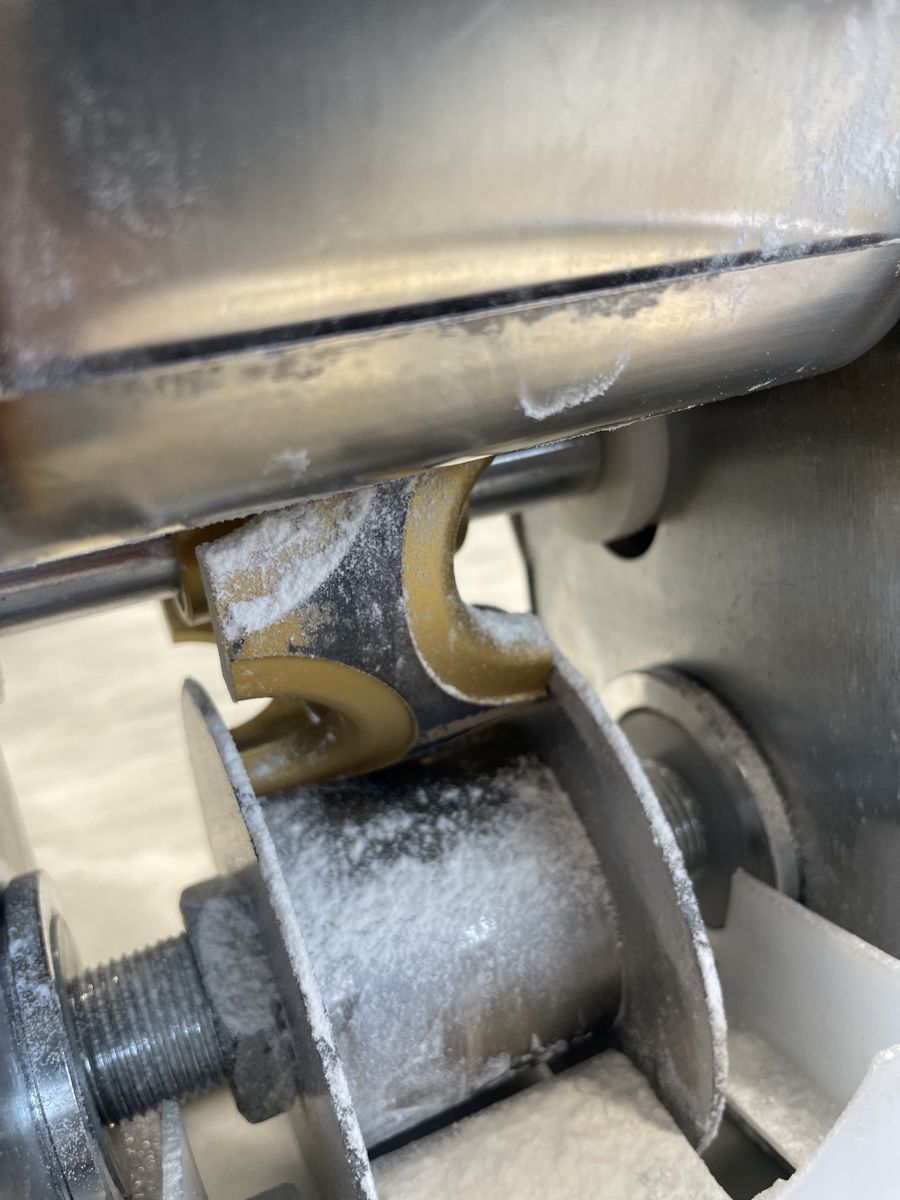 Elettrodomestici da cucina: Teigtaschenmaschine – Nuovo (secondo la descrizione) da Schlieren venduto da pec_hf8n 5