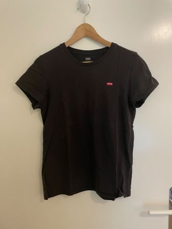 Levi's T-Shirt (Grösse M)