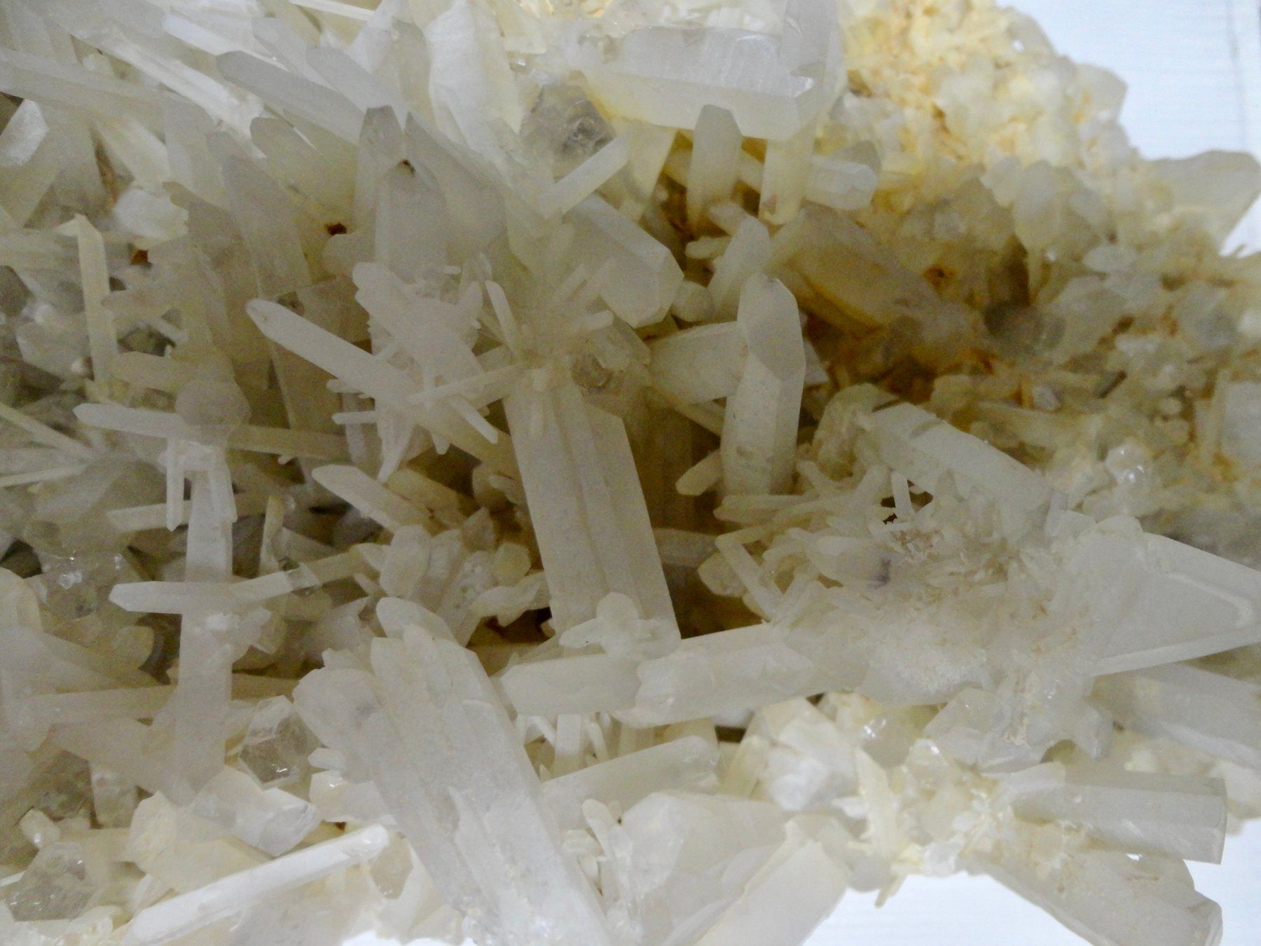 Minerali & Pietre curative: Bergkristall/ Druse roh – Nuovo (secondo la descrizione) da Biberist venduto da Steine 2