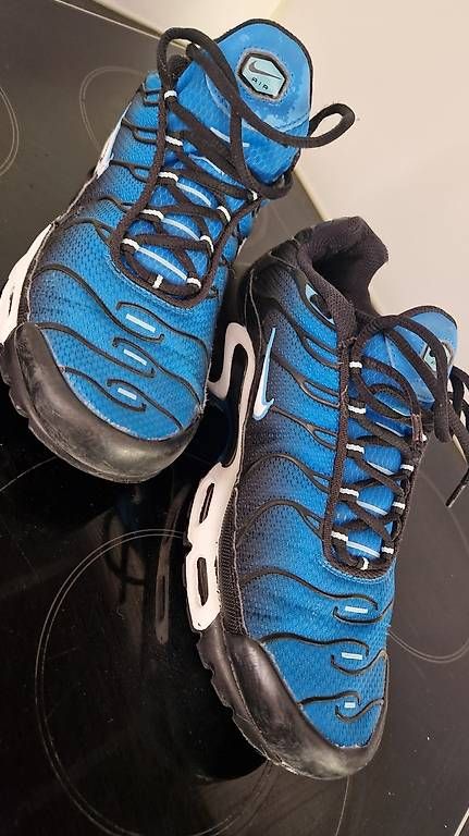Chaussures hommes: Nike TN Air Max Plus, taille 41 – D'occasion à Montcherand par cin_7lrq 3