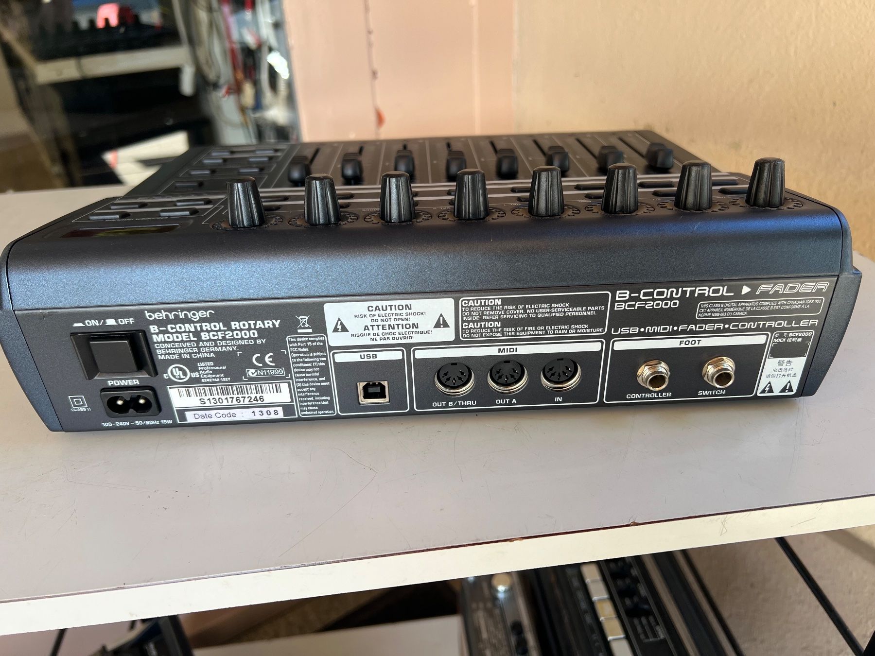 Console di mixaggio: Behringer BCF2000 MIDI Controller - Top Zustand! 🔥 – Usato da Gebenstorf venduto da Secondtronik 4
