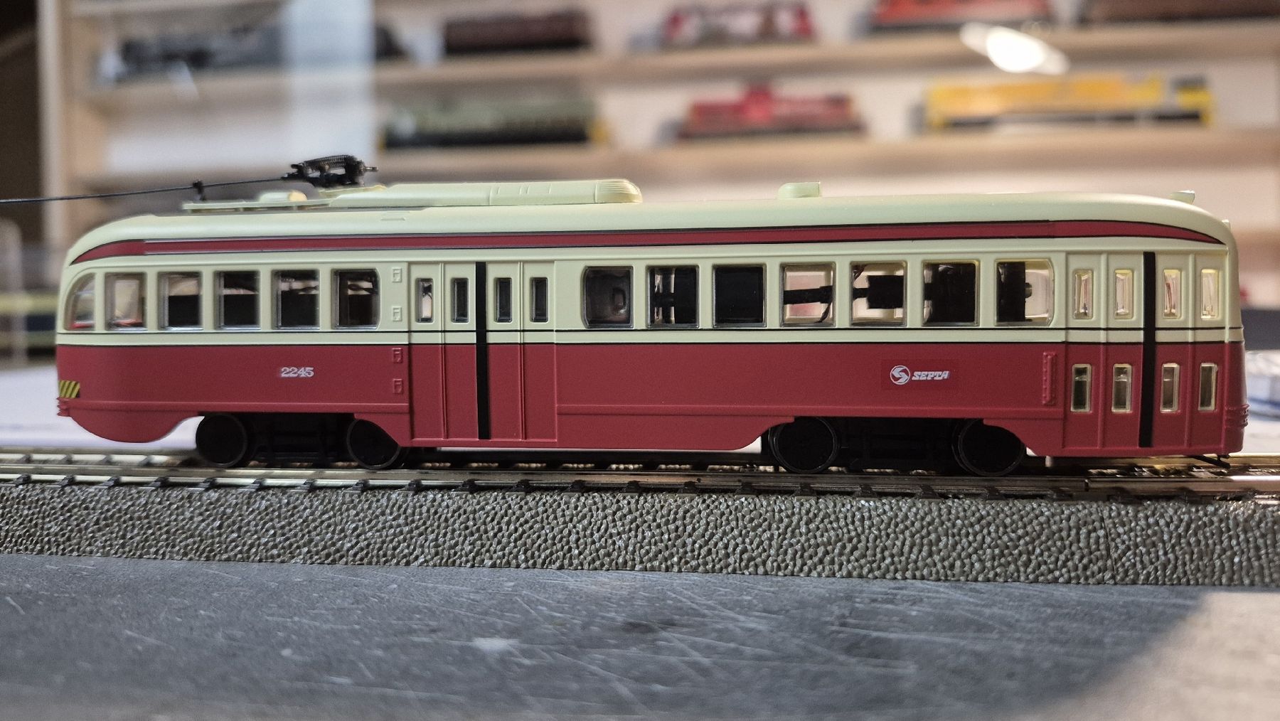 Modellini di ferrovie: Bowser Strassenbahn H0 DCC Sound – Nuovo (secondo la descrizione) da Innerberg venduto da Kusi1310 1
