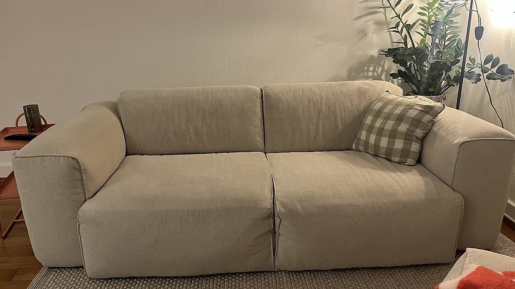 Divani: Home24 Hudson 2 Sitzer mit Hocker – Nuovo (secondo la descrizione) da Olten venduto da ram_7qhx