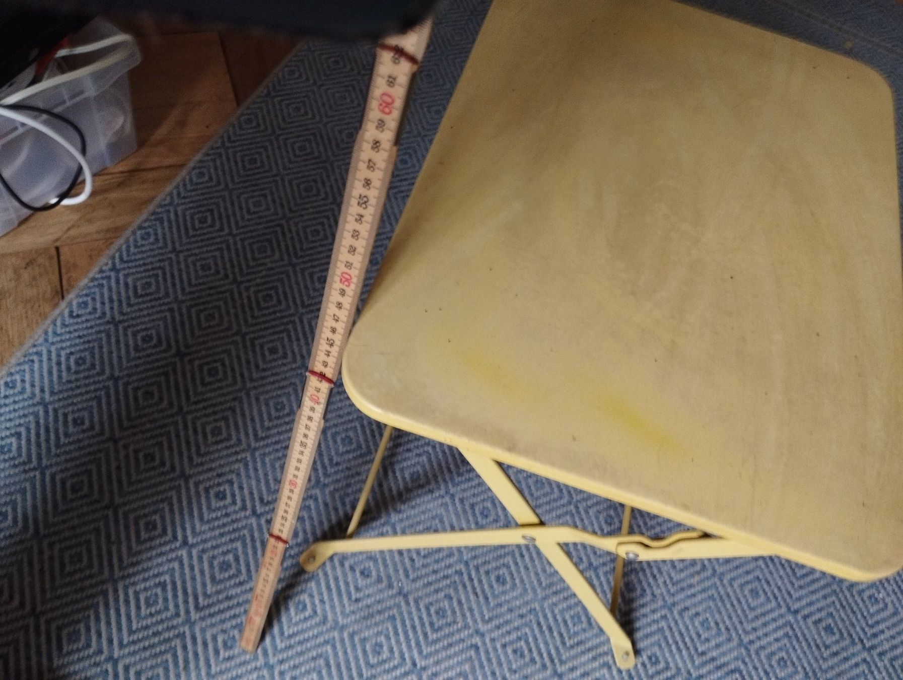 Tavoli: Schöner Balkonklapptisch – Usato da Zuerich venduto da dmartin01
