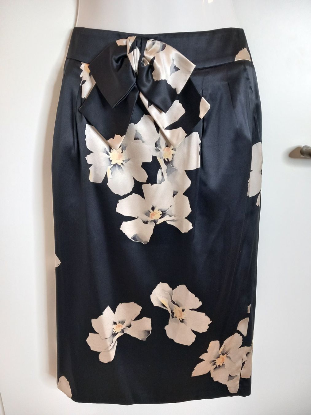 Gonne: Blumarine Damen Rock Gr-36 De – Nuovo (secondo la descrizione) da Zürich venduto da mar_mv5c 3