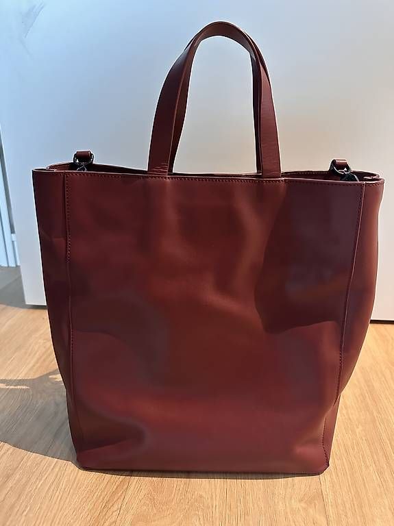 Borse da donna: Wunderschöne Liebeskind Berlin Ledertasche Bordeaux – Usato da Dübendorf venduto da Carry16 1