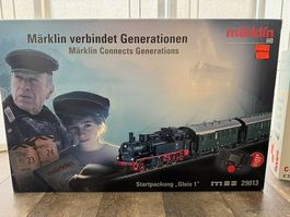 Märklin Startpackung Gleis 1 mit Ergänzung C2-C4 und Lok
