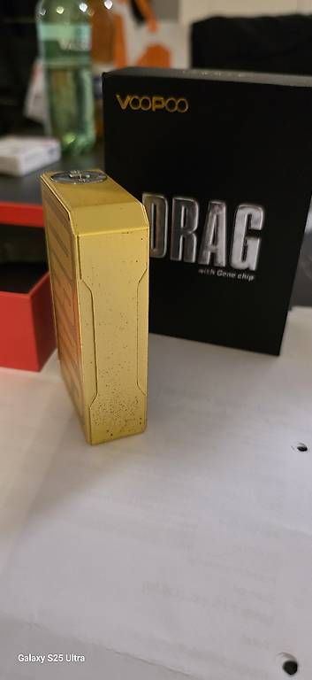 Altri Prodotti per fumatori: Voopoo Drag Mod Gold Edition+ Gold Kopf – Usato da Holziken venduto da Simi.zimmer 2