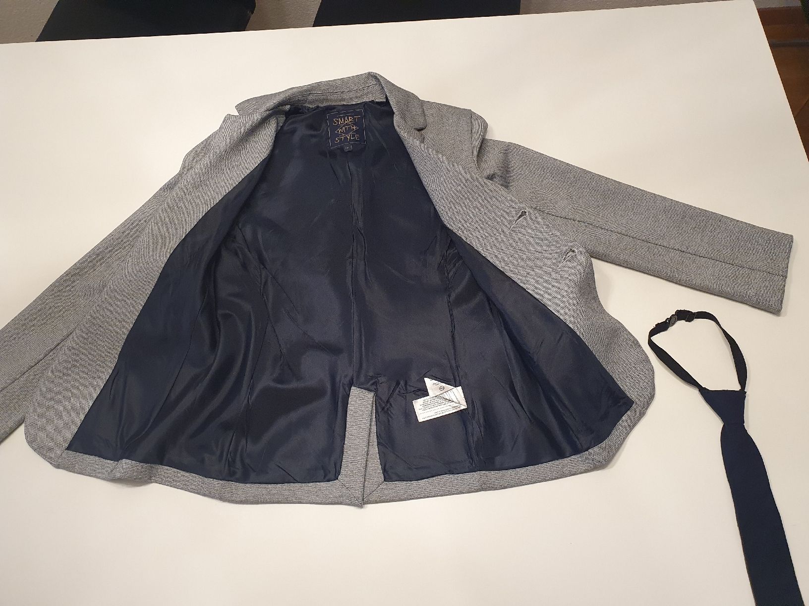 Costumi: Kinder Blazer Anzugjacke mit Krawatte grösse 134 – Usato da Rothenburg venduto da phi_t656 4