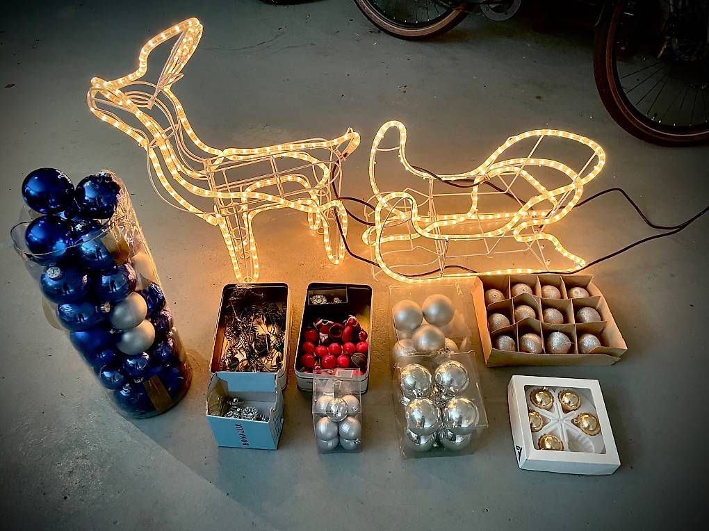 Tutte le decorazioni: Weihnachtsdeko Set – Usato da Chur venduto da Tenorio