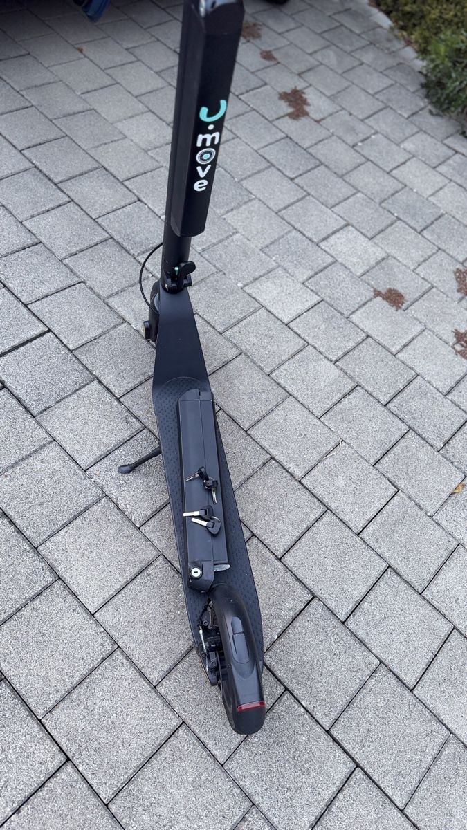 Scooter: Elektro Scooter  – Difettoso da Burg AG venduto da Rl-2390 5