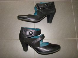 Chaussure en cuir, Karston