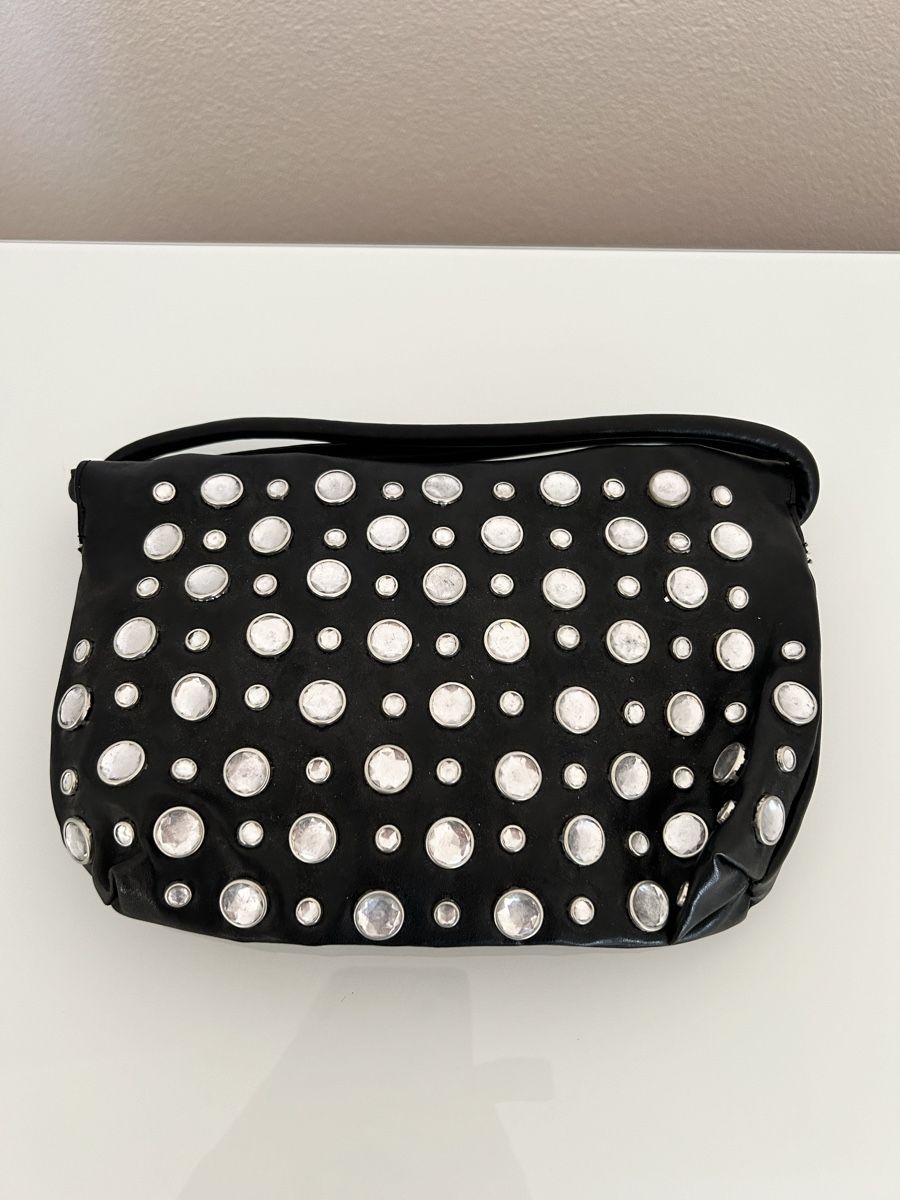 Taschen für Damen: Täschchen Leder-Imitat mit grossen Strasssteinen – Gebraucht aus Rorschach von fla_62jm