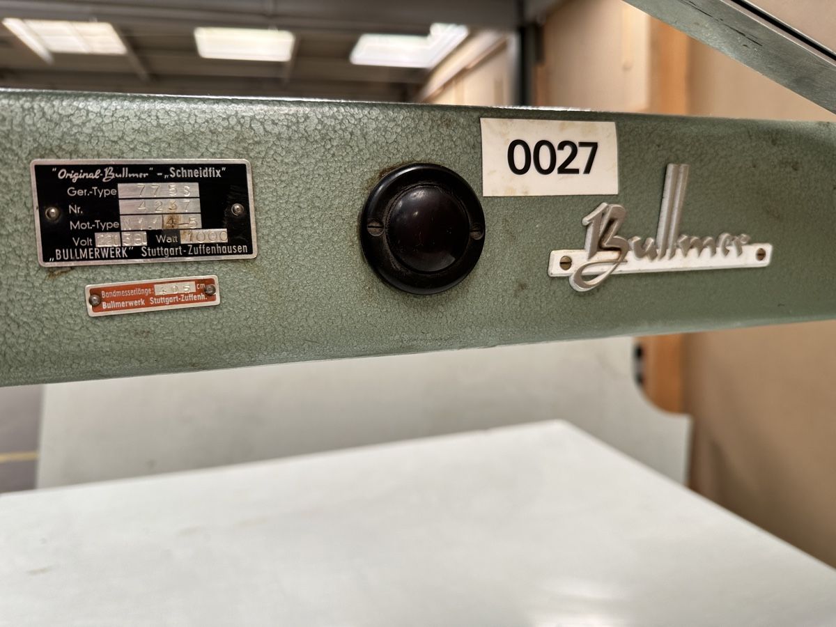 Tutte le macchine: Bullmer Stoffschneidmaschine – Usato da Nebikon venduto da schnischna80 7