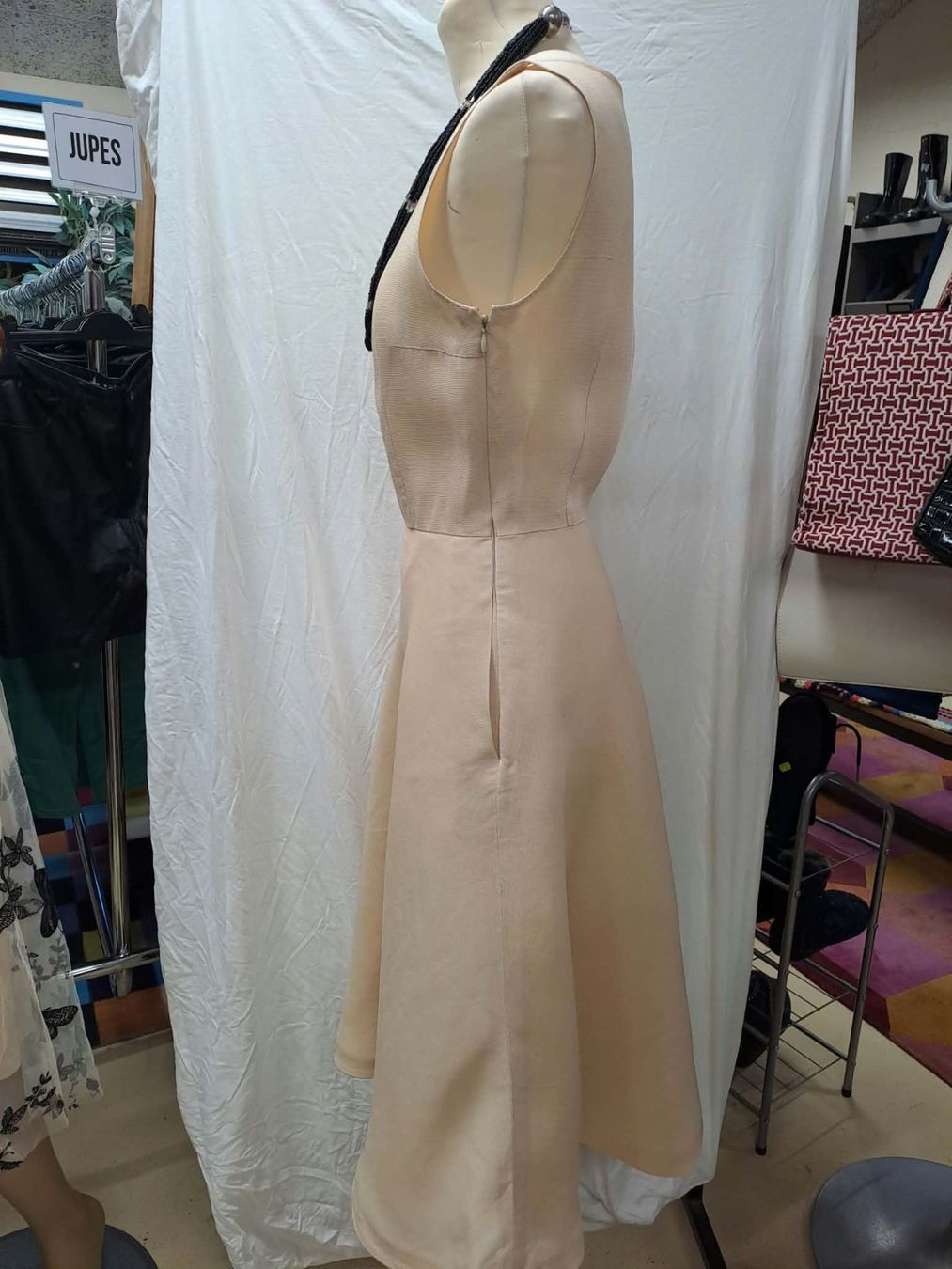 Robes: Robe Yves Saint Laurent – D'occasion à La Chaux-de-Fonds par Emmaus2300CDF 2