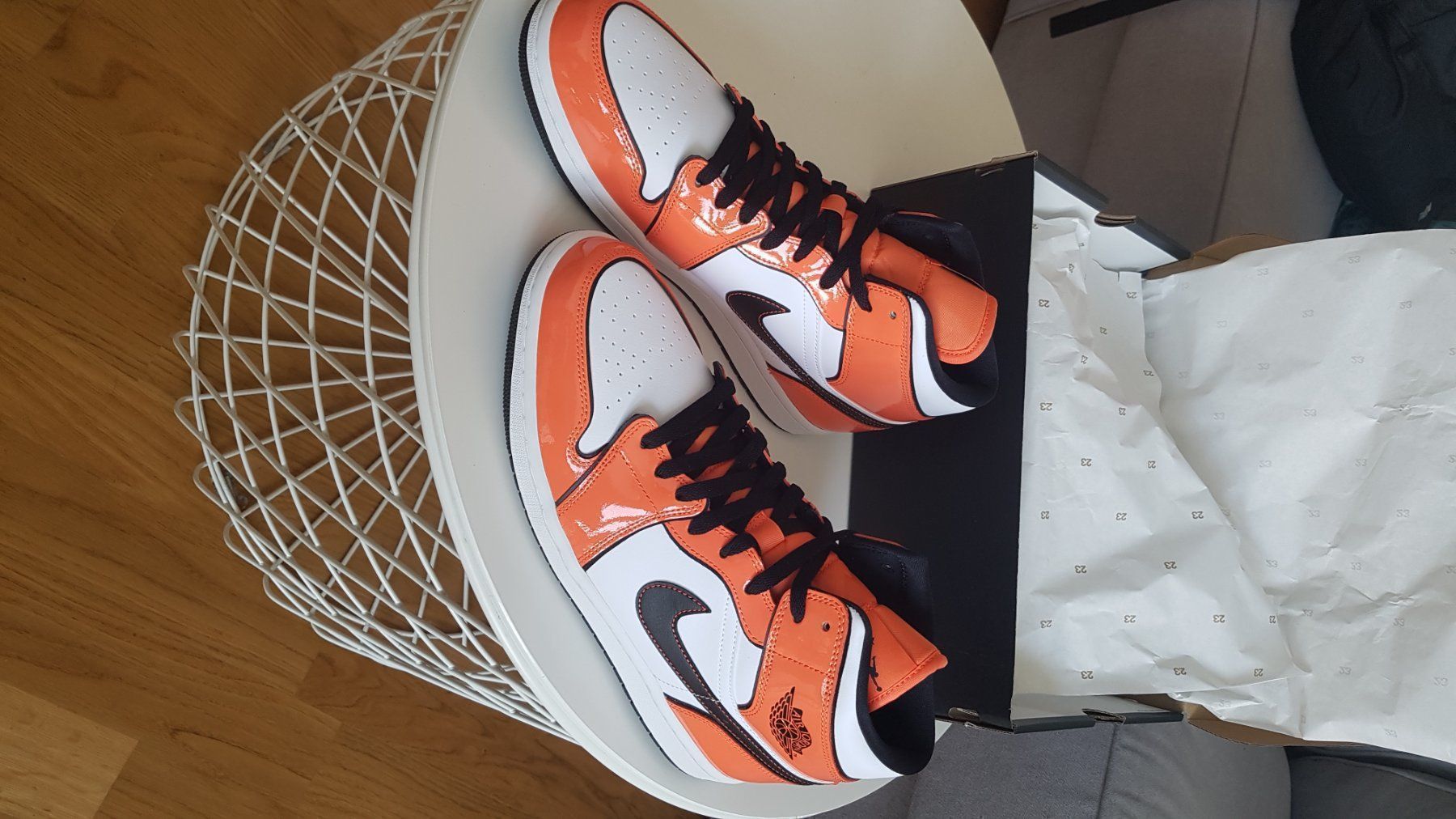 Jordan Scarpe da uomo: Jordan 1 size 45 – Nuovo e nell'imballaggio originale da Meyrin venduto da sensolic