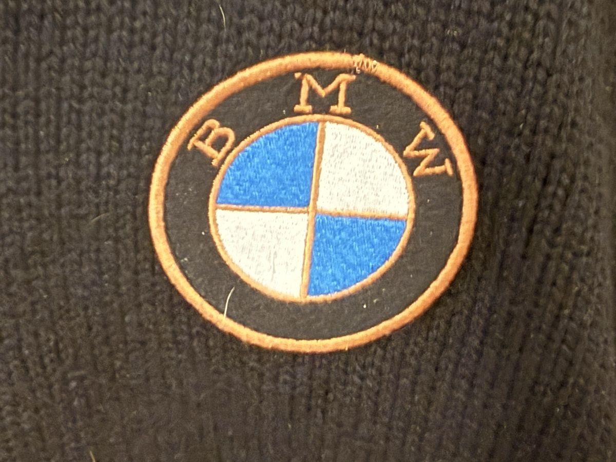 BMW Lotti di vestiti: BMW Motorrad Heritage Pullover – Nuovo (secondo la descrizione) da Oberglatt ZH venduto da Weeman007 2
