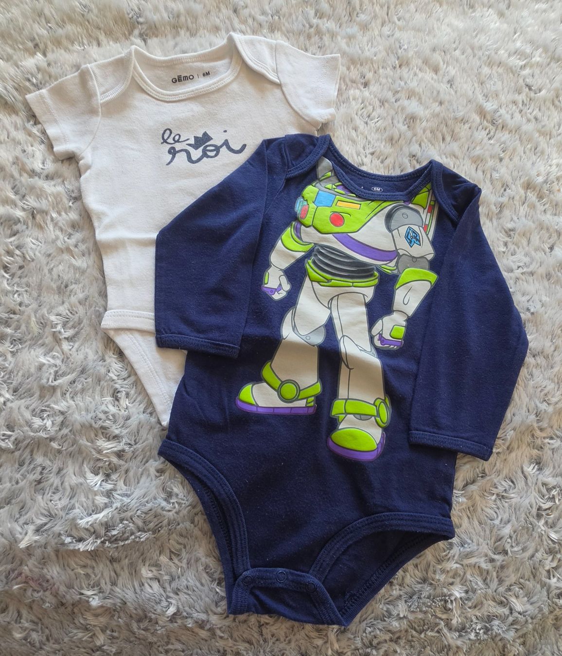 Disney Biancheria intima: Lot de 2 bodies bébé taille 6M / 68 – Usato da Chippis venduto da tom_lt6g
