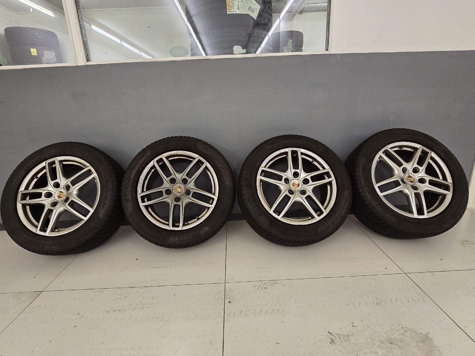 Pneumatici & Ruote complete: Roue Hiver Porsche Cayenne – Usato da Rolle venduto da Challenge13